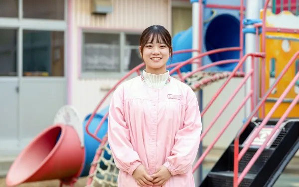 市立保育園の先生の画像