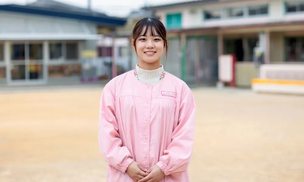 市立保育園の先生の画像